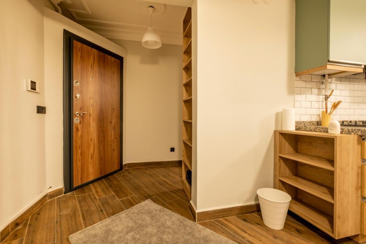 Spacious And Comfy 2Br In The Heart Of Cihangir Istambul Exterior foto